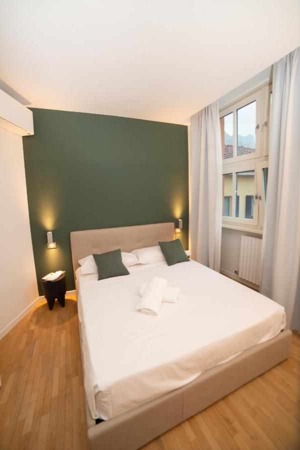 Little Marina Apartment Malgrate Buitenkant foto